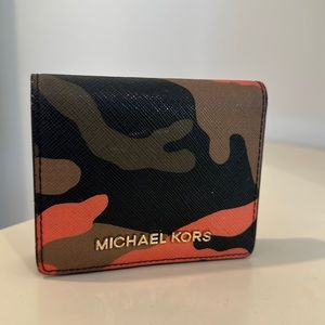 Michael Kors camo & orange wallet